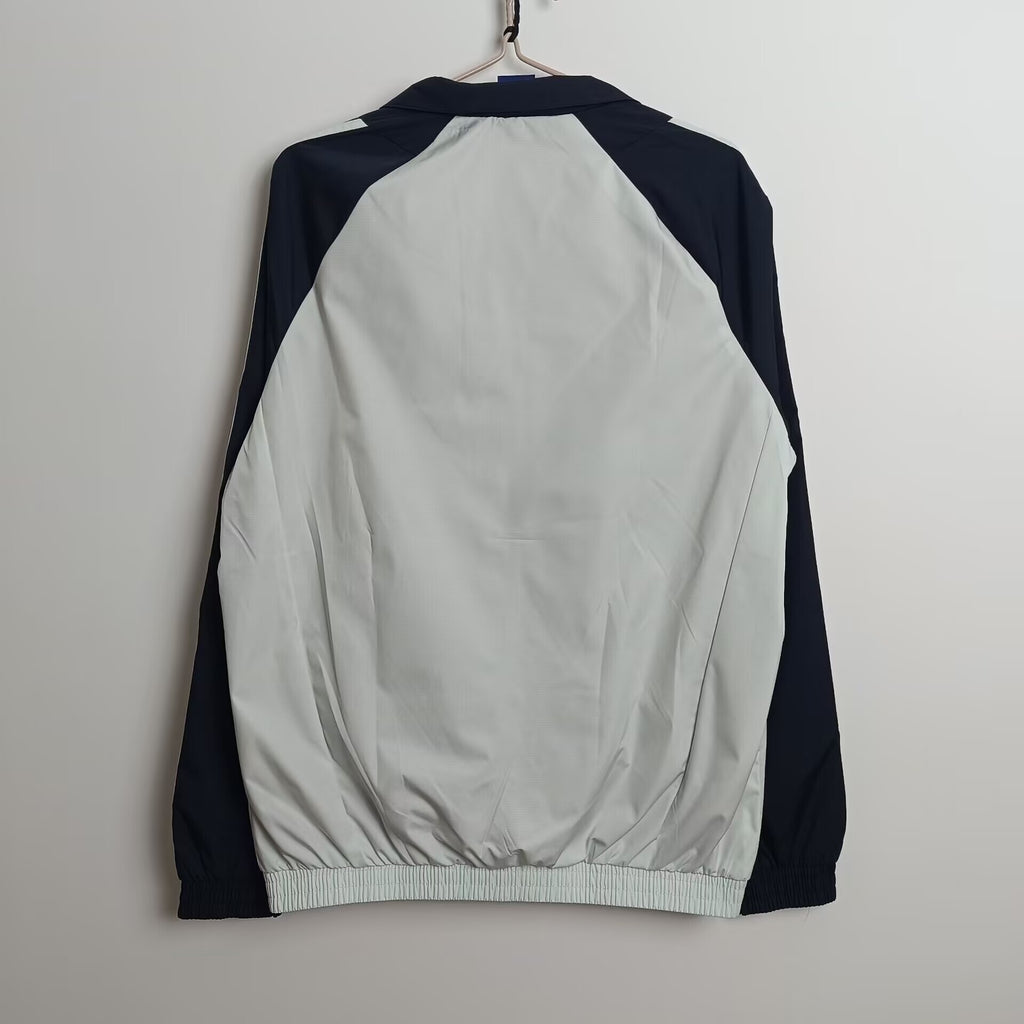 CHAQUETA PREPARTIDO REAL MADRID
