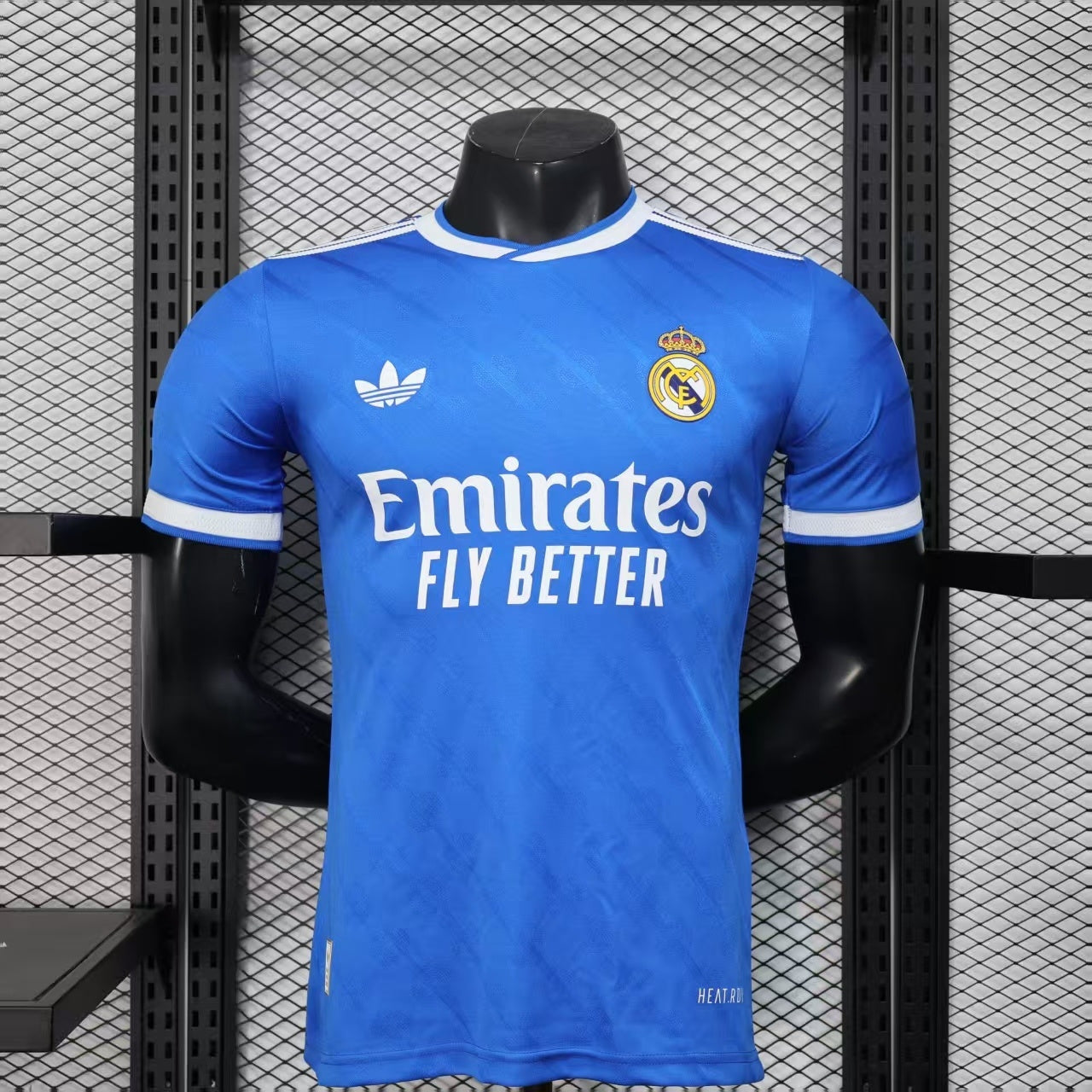 REAL MADRID 25/26 ALTERNATIVA VERSIÓN PLAYER