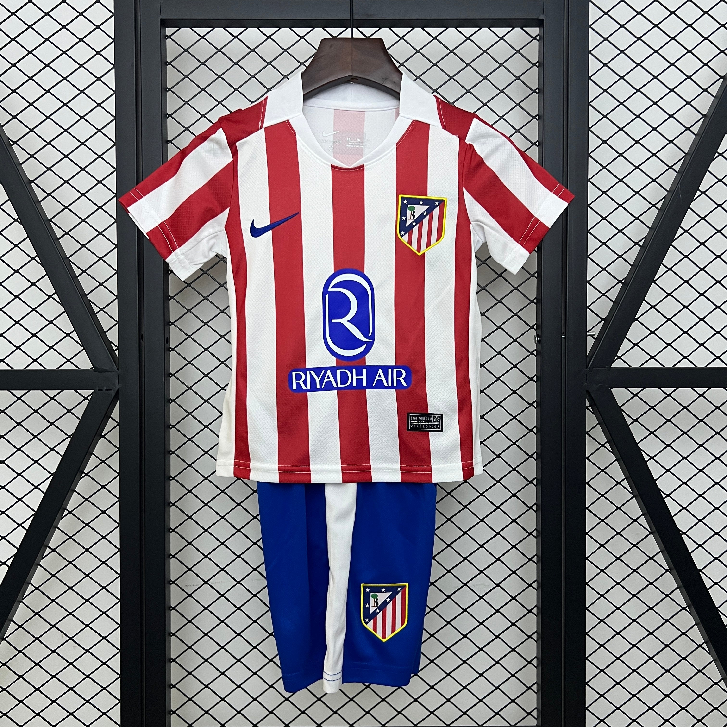 CONJUNTO DE NIÑO ATLETICO DE MADRID LOCAL 25/26