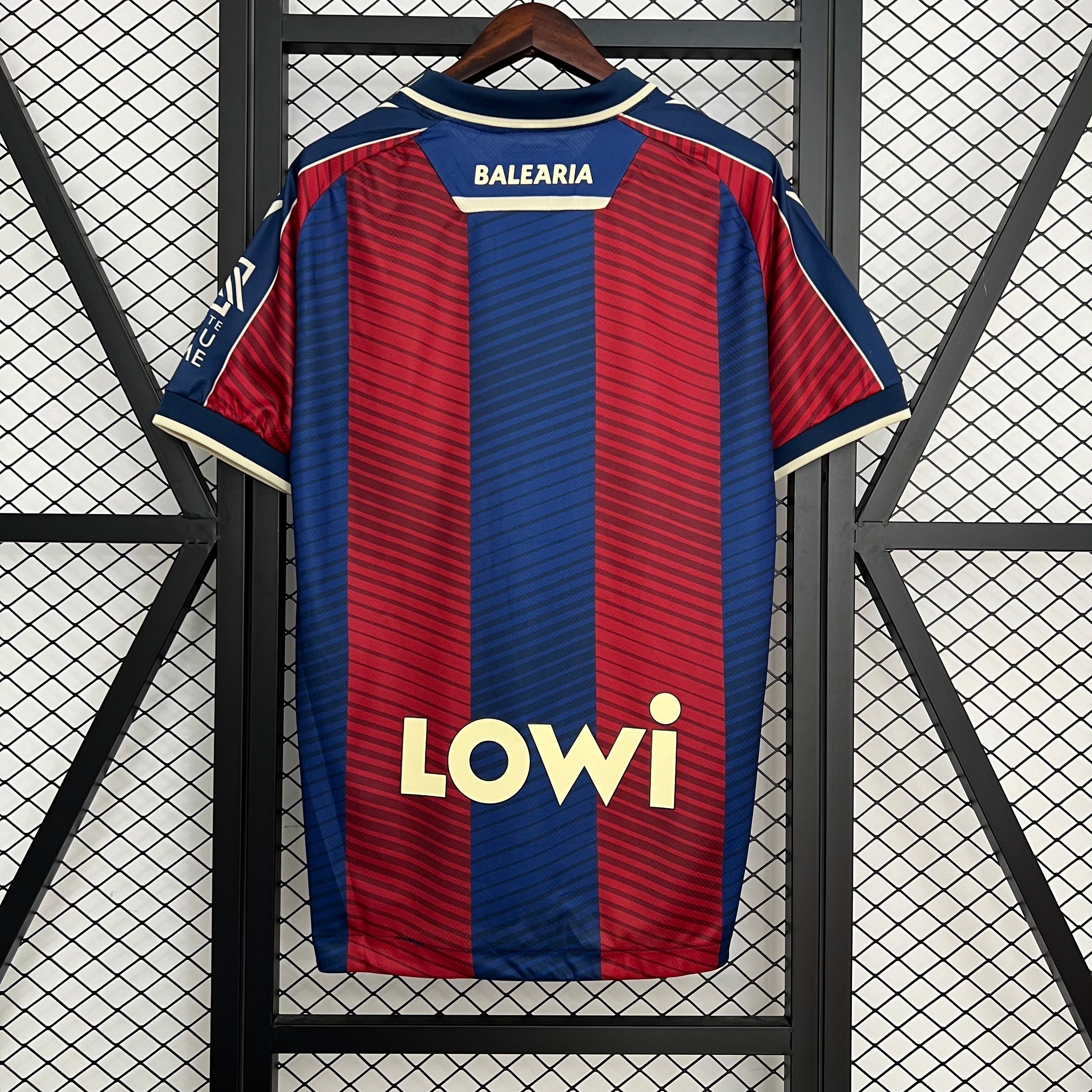 LEVANTE LOCAL 2026 VERSIÓN FAN