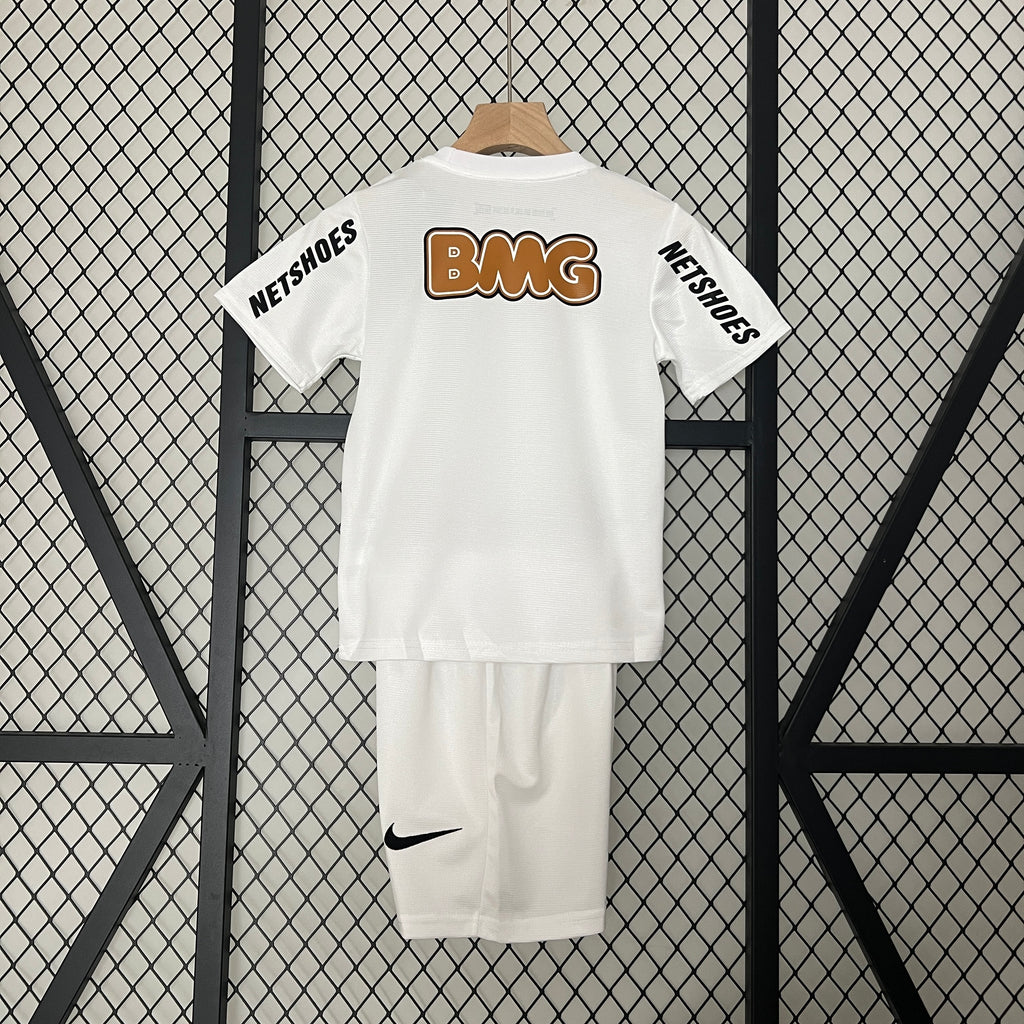 CONJUNTO DE NIÑO SANTOS RETRO 2012 LOCAL