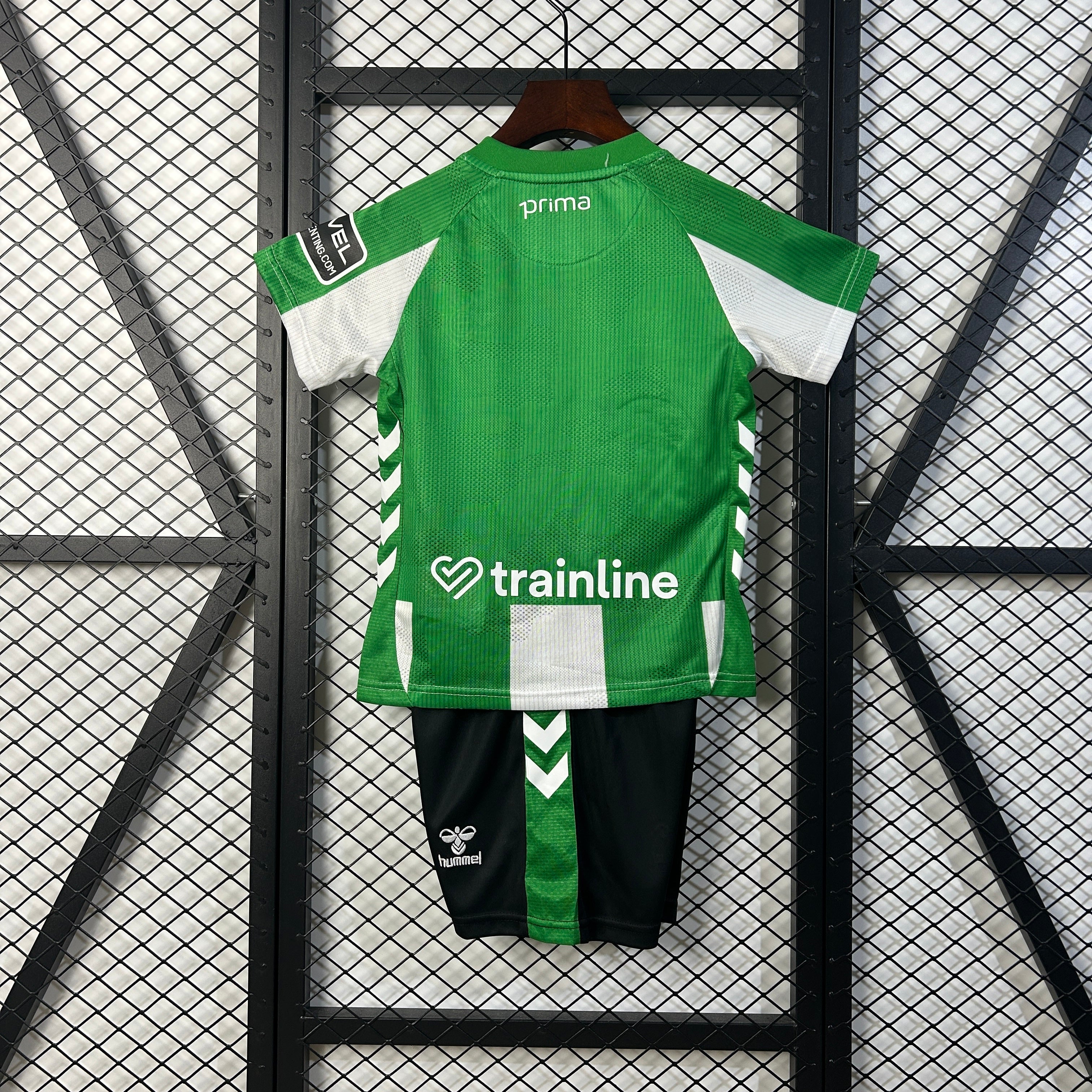CONJUNTO DE NIÑO REAL BETIS 25/26 LOCAL
