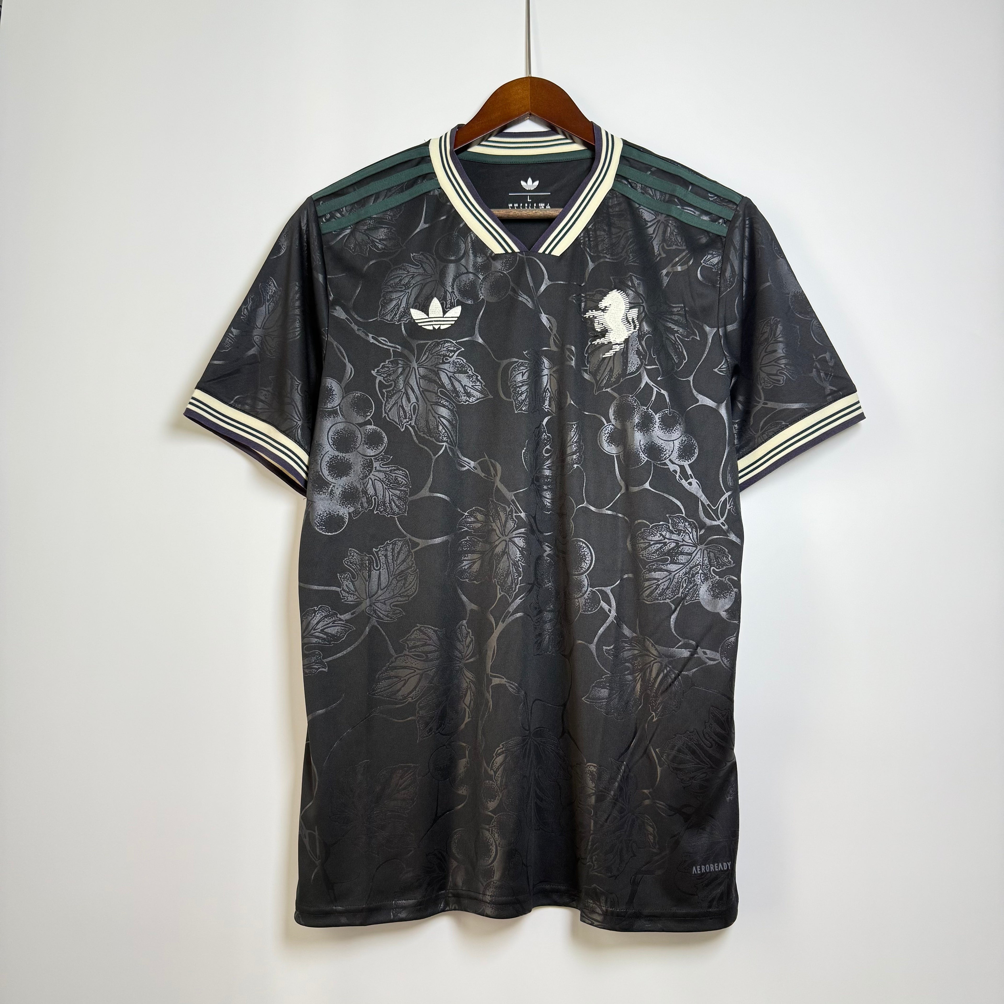 JUVENTUS ALTERNATIVA 25/26 VERSIÓN FAN
