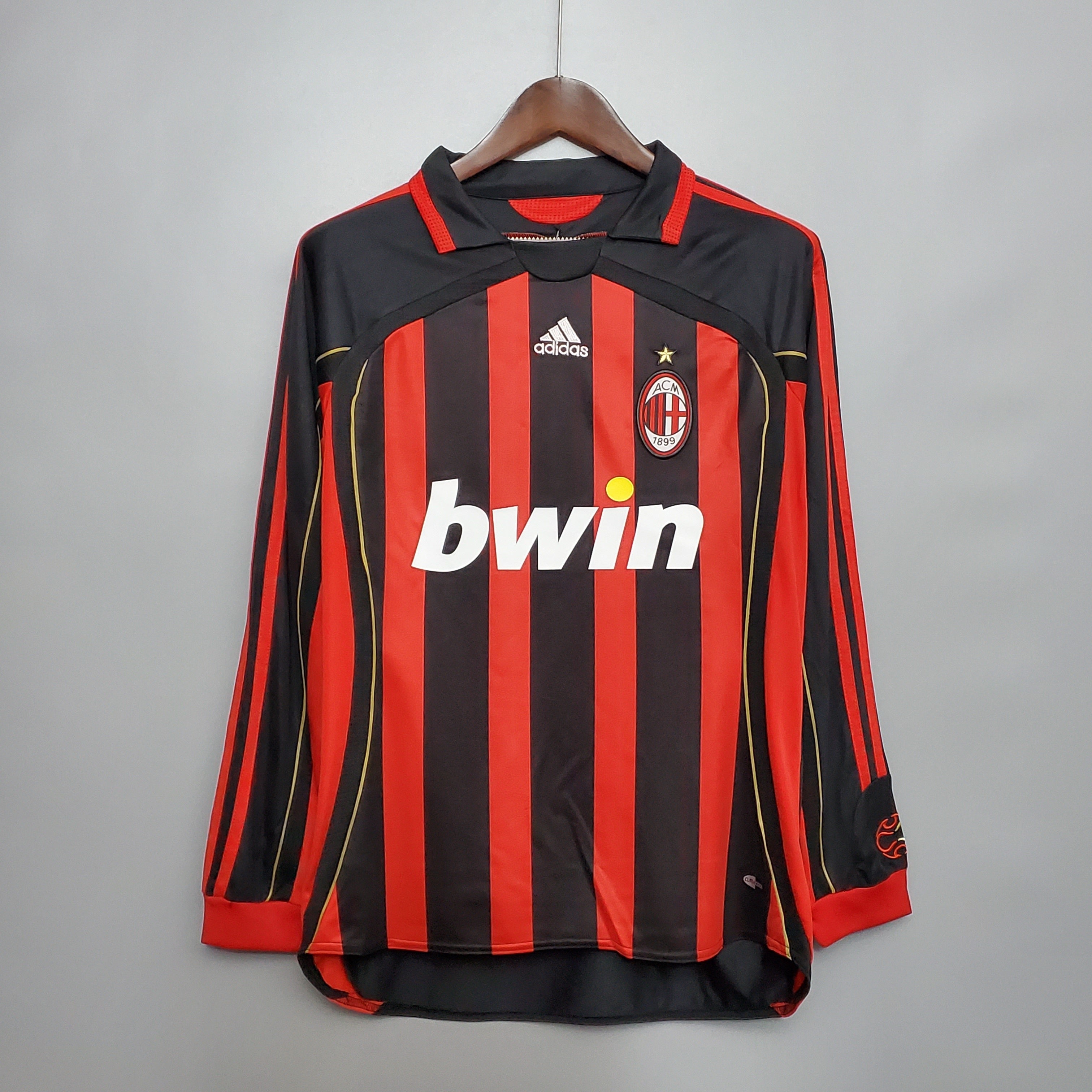 AC MILAN RETRO 08/09 LOCAL MANGA LARGA