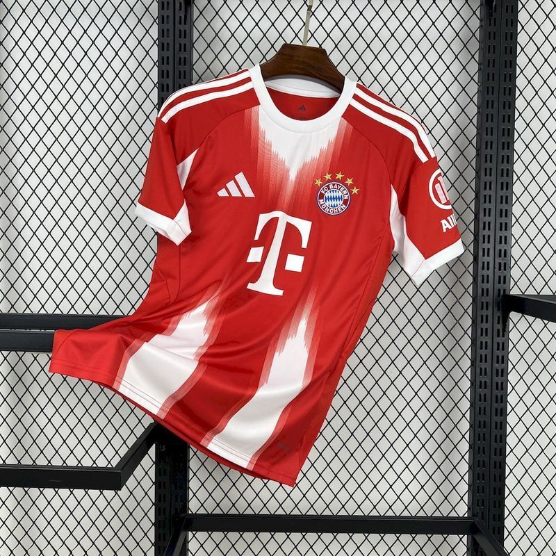 BAYERN MUNICH LOCAL 25/26 VERSIÓN FAN